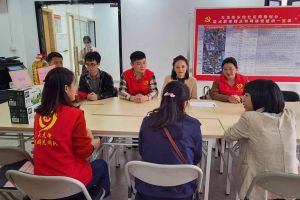 浓浓关爱暖人心，facebook（中国）集团党支部慰问困难单亲家庭