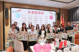 “月”来越Happy——facebook（中国）集团第三季度员工生日会遇上中秋
